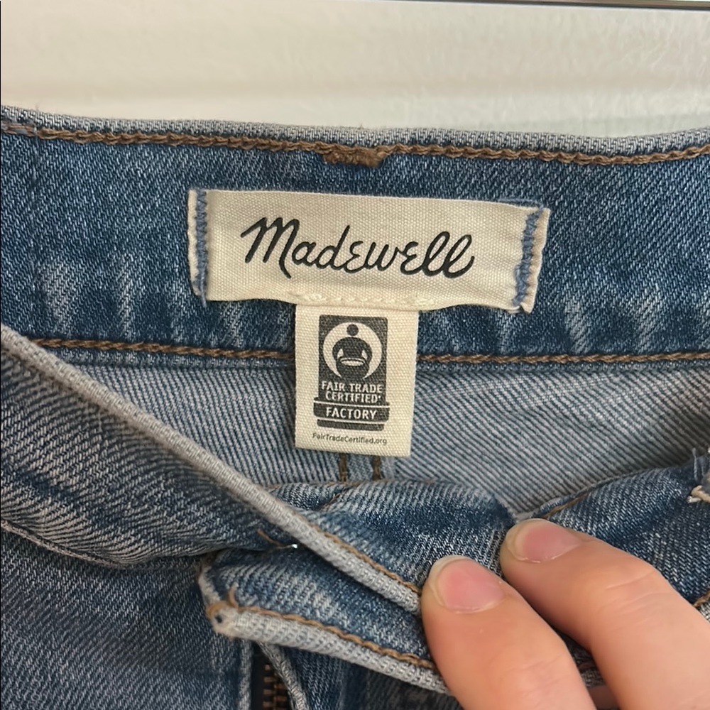 Madewell High-Rise Flare Jeans in Caine Wash - Picture 7 of 10